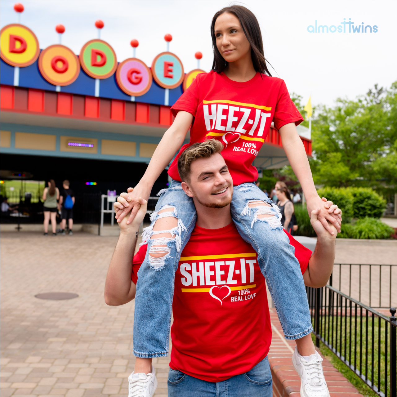 Funny Heez-it Sheez-it Tshirt for couples
